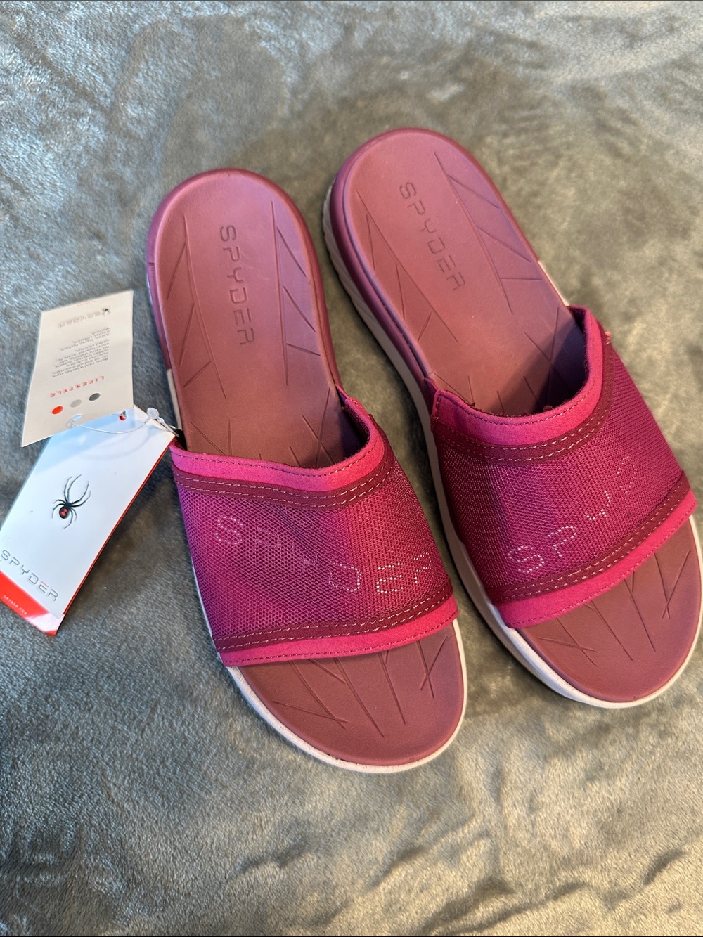 NWTS Spyder Women's Magenta Slide Sandals Sz 9M